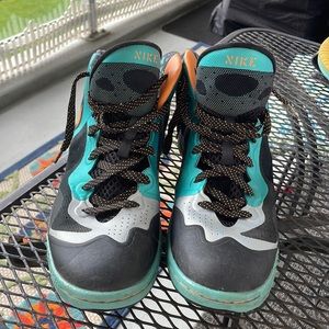 Authentic LeBron Nike Zoom Outdoor Tech basketball shoes men’s size 9